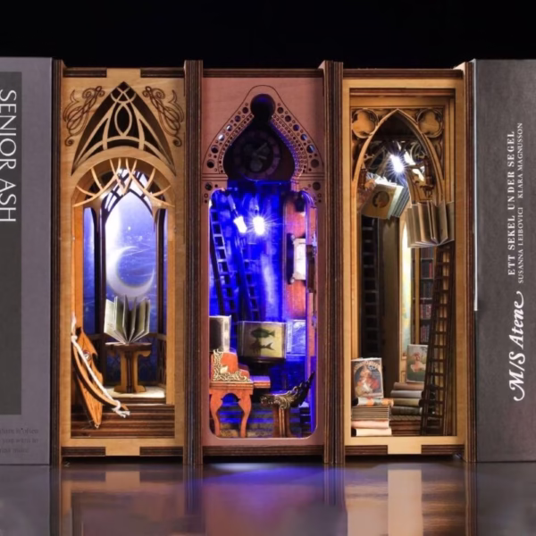 Secret Galaxy Book Nook Kit