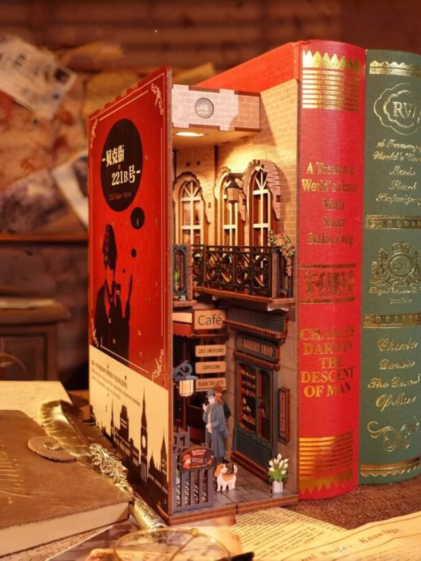 Baker Street 221B Book Nook Kit