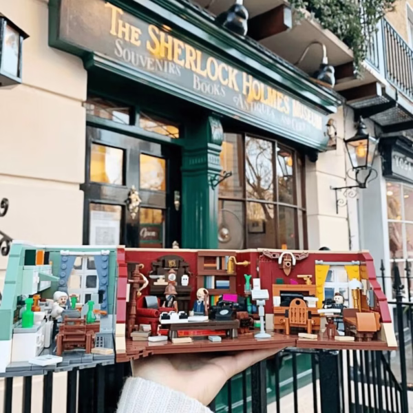 Sherlock Holmes 221b Baker Street Building Blocks