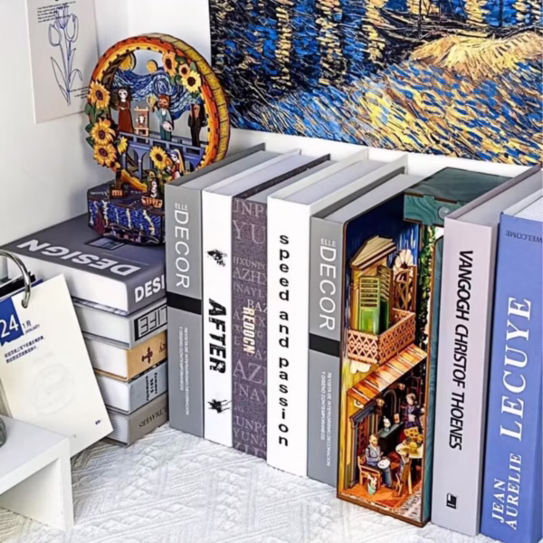 The world of Van Gogh Book Nook Kit
