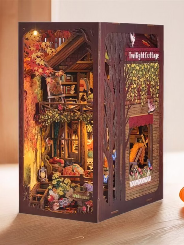 2024/07/1000235222.jpg A Twilight Cottage Book Nook Kit