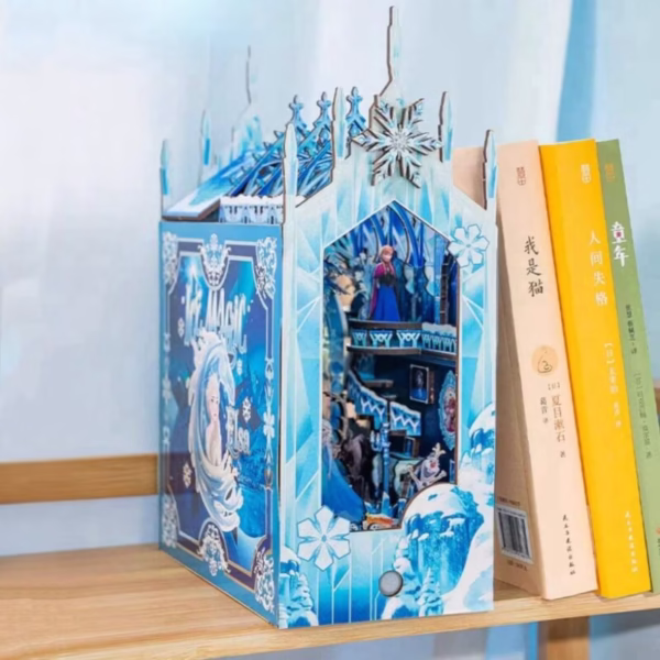 Frozen Elsa DIY Book Nook Kit