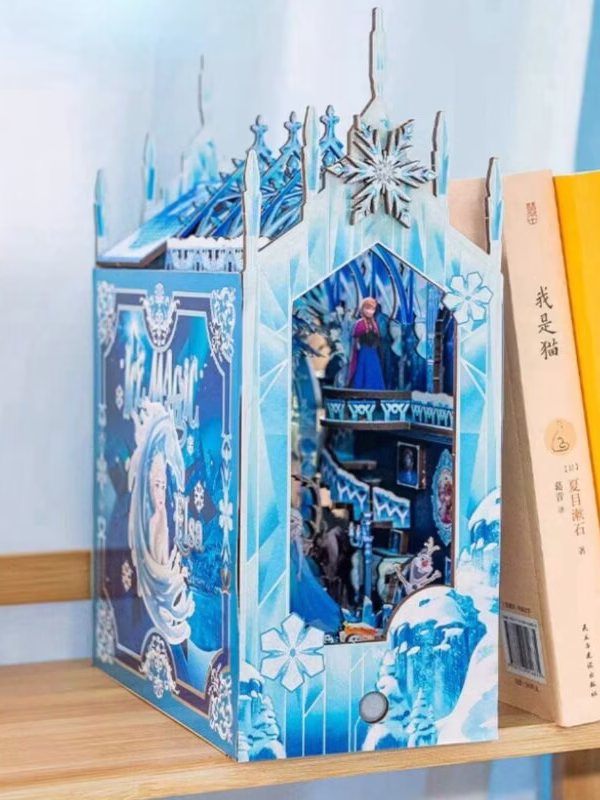 2024/07/1000236009.jpg Frozen Elsa DIY Book Nook Kit