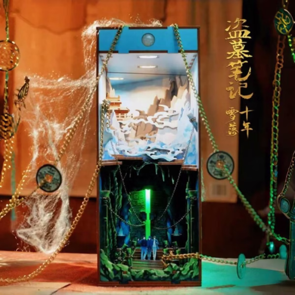 The Lost Tomb - Time Raiders - Ten Years of Snowfall DIY Book Nook Kit