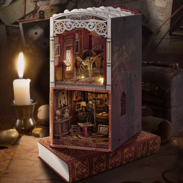 The Museum Mystery Detective Agency DIY Book Nook Kit