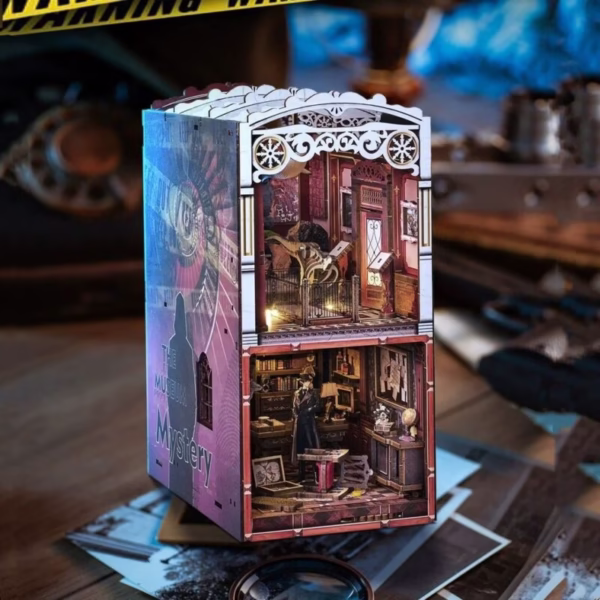 The Museum Mystery Detective Agency DIY Book Nook Kit