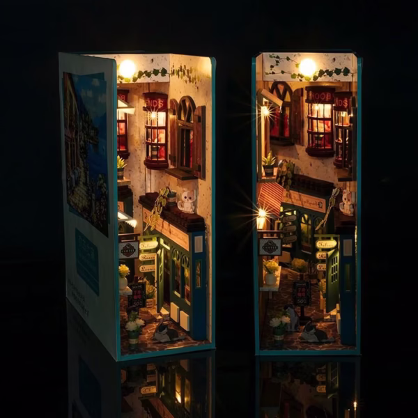 The Love On Island DIY Book Nook Kit