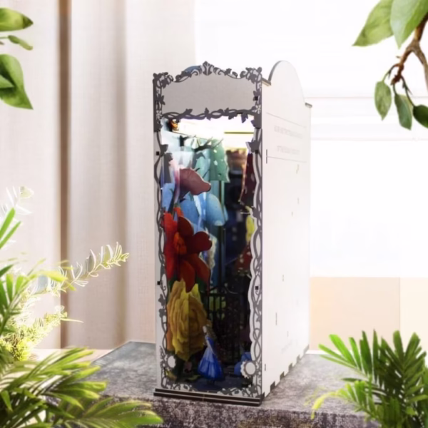 Garden Travel Notes DIY Book Nook Kit