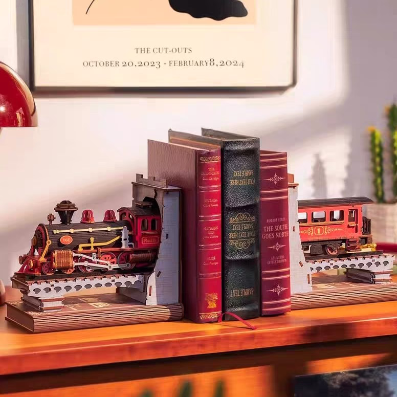 Vintage Steam Train DIY Book Nook Kit