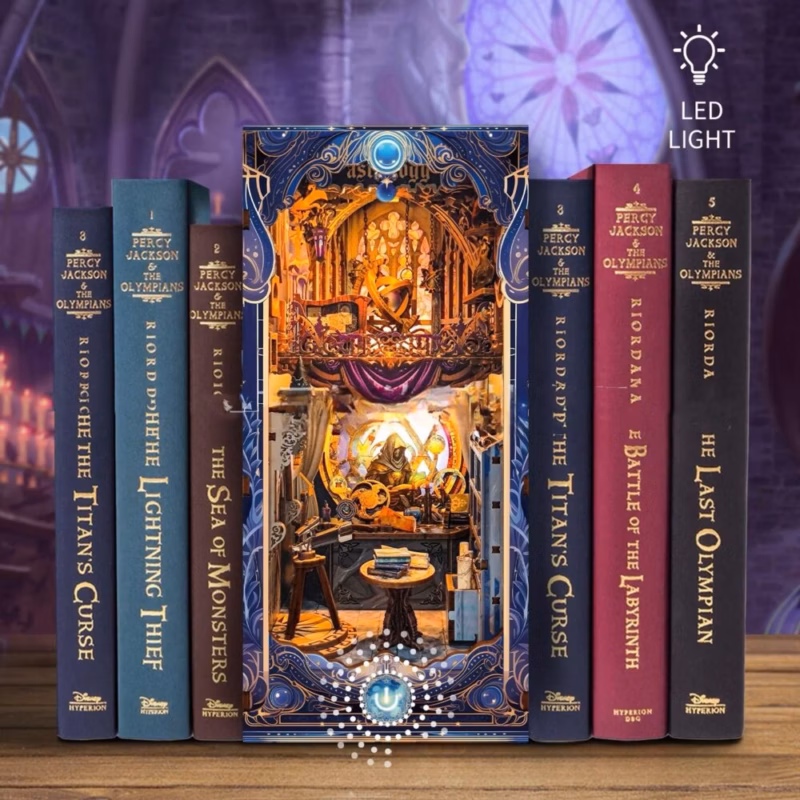 The Old Star Atlas Secrets DIY Book Nook Kit