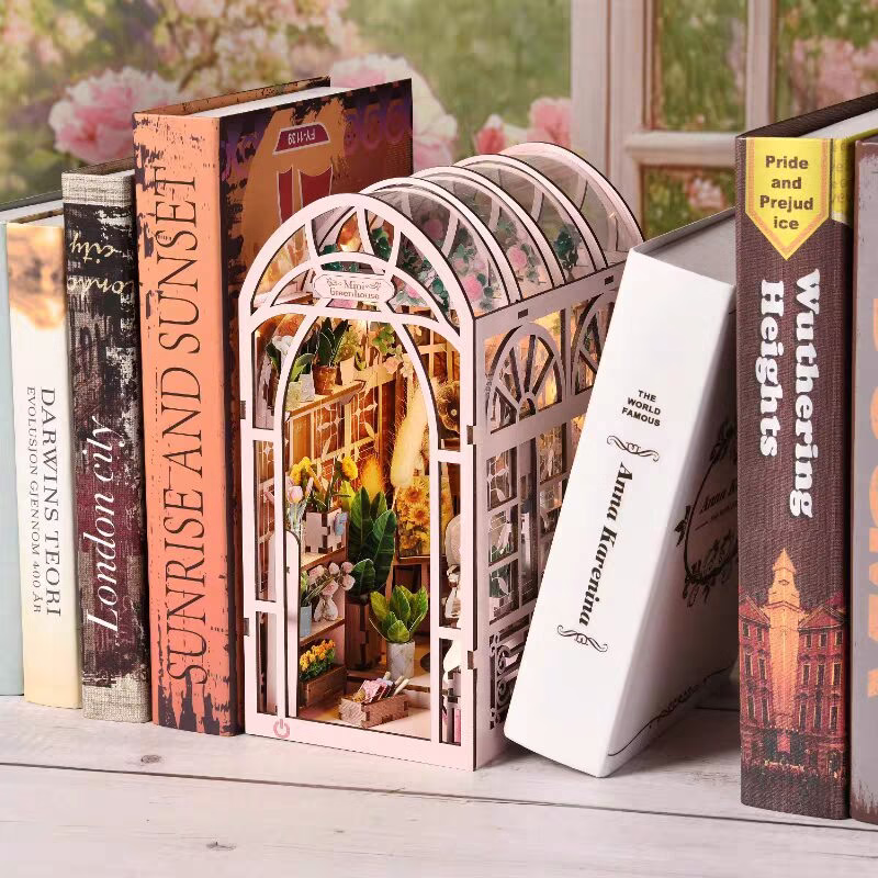 Peacock Garden DIY Book Nook Kit