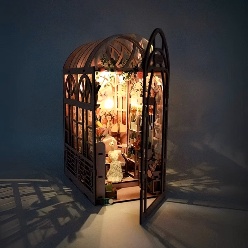Peacock Garden DIY Book Nook Kit