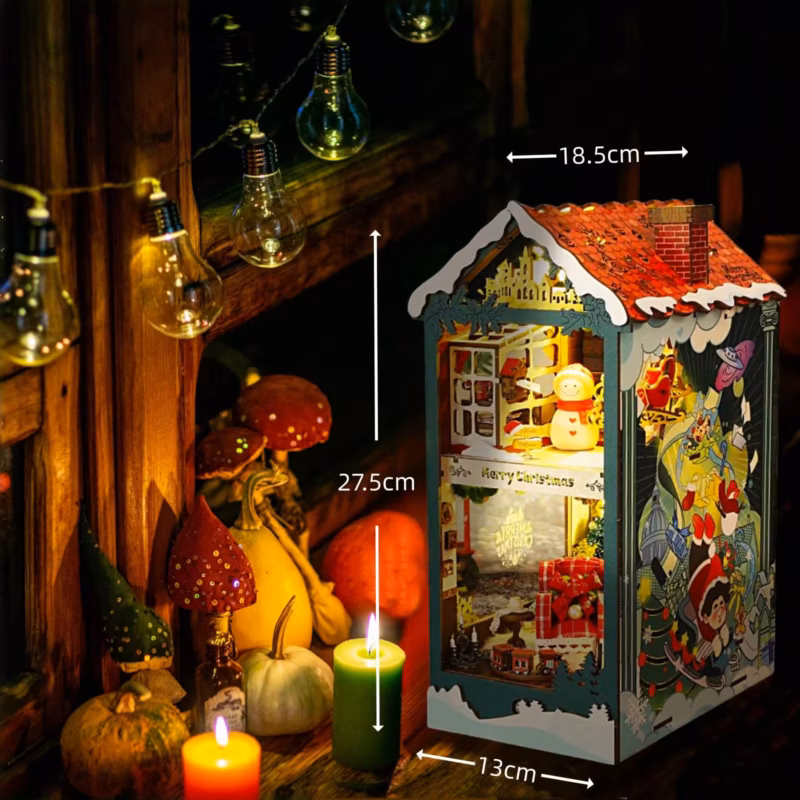 Merry Christmas Eve Green Cabin DIY Book Nook Kit