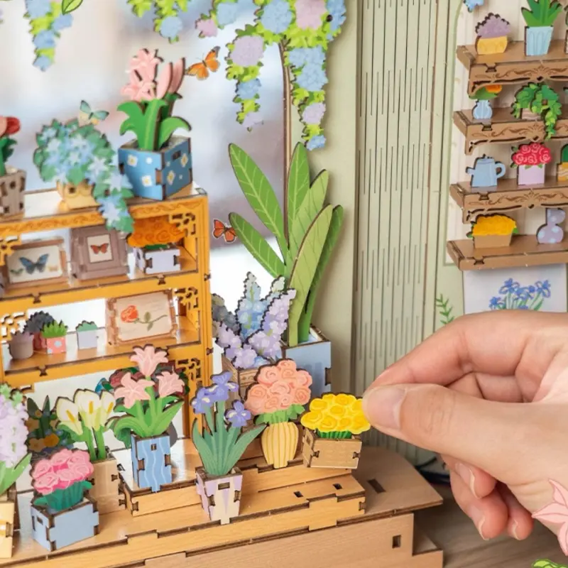 LE FLEURISTE Fragrant Flower Shop — 180° Foldable DIY Book Nook Kit