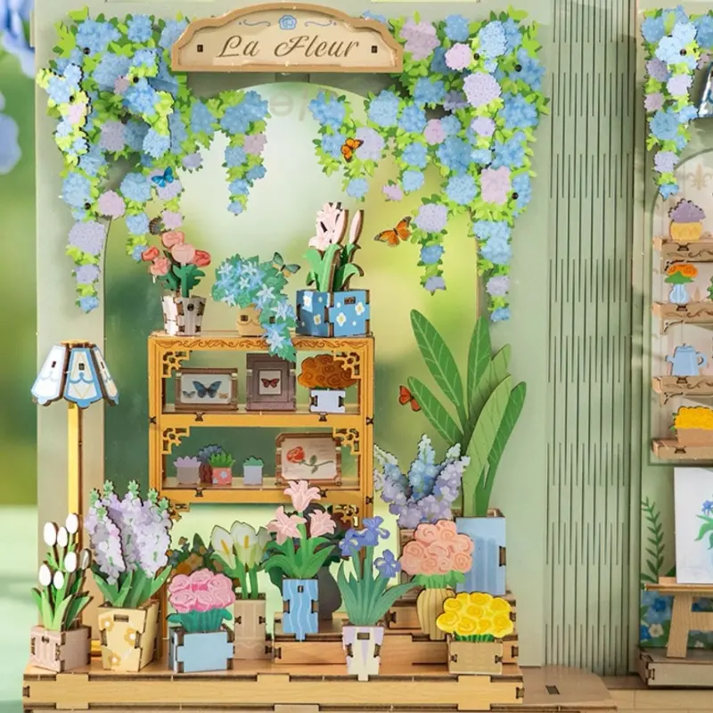 LE FLEURISTE Fragrant Flower Shop — 180° Foldable DIY Book Nook Kit