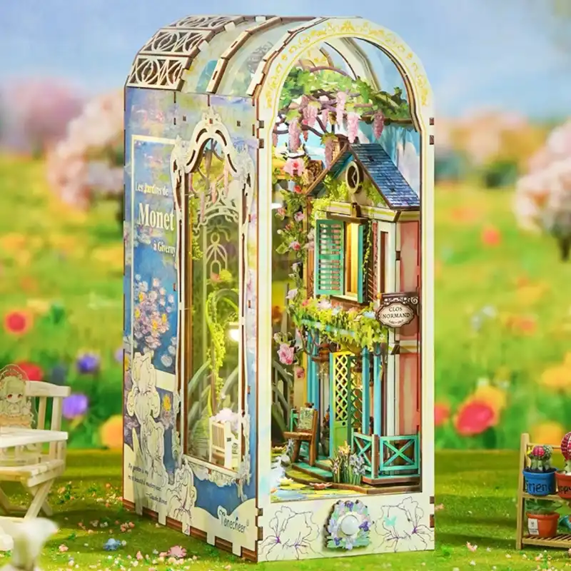 Les Jardins de Monet à Giverny Monet's Gardens Book Nook Kit