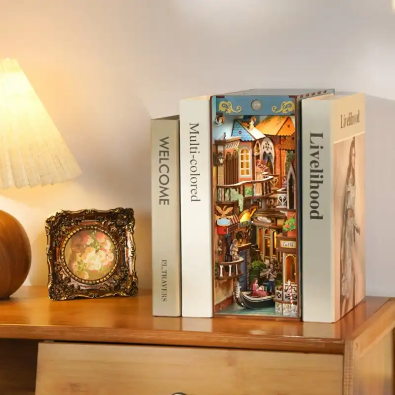Venetian Reverie Gondola Book Nook Kit
