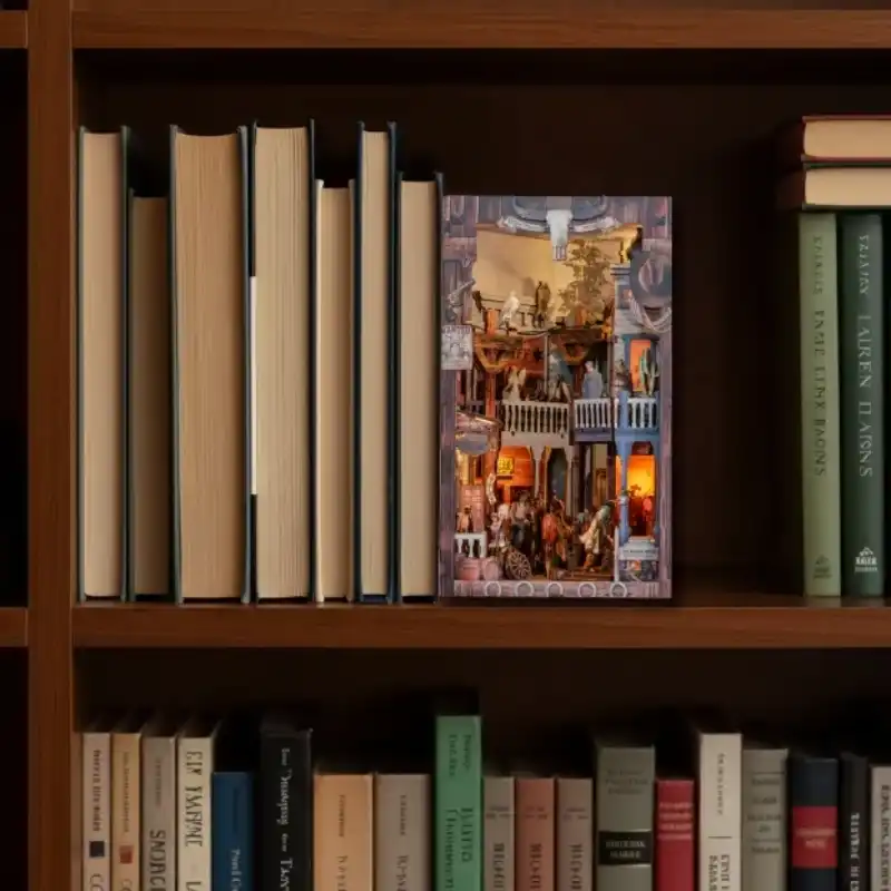 Wild Western Town Cowboy Junction DIY Book Nook Kit