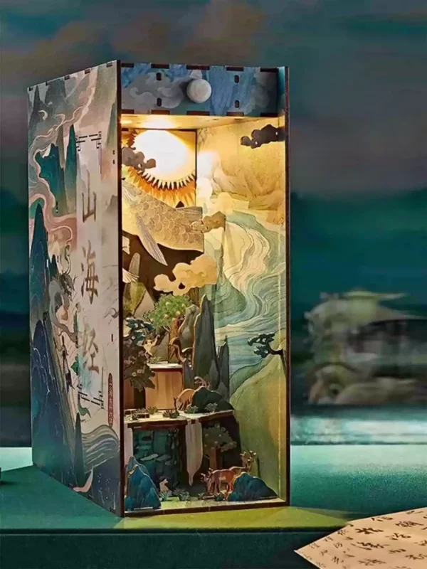 O1CN01F9yjZl2LYUUsUFcb7_!!4611686018427383144-2-item_pic.png_q50.jpg__副本 Legends of Shanhai - Ancient Beasts & Deities Chinese Mythology DIY Book Nook Kit