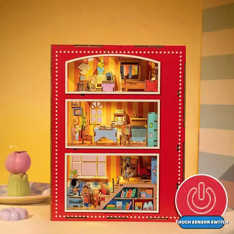 Snoopy’s Multi-Style Doghouse Book Nook Kit