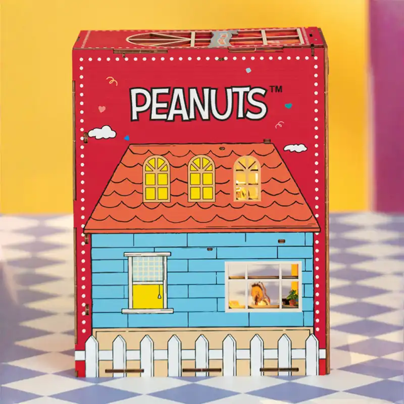 Snoopy’s Multi-Style Doghouse Book Nook Kit