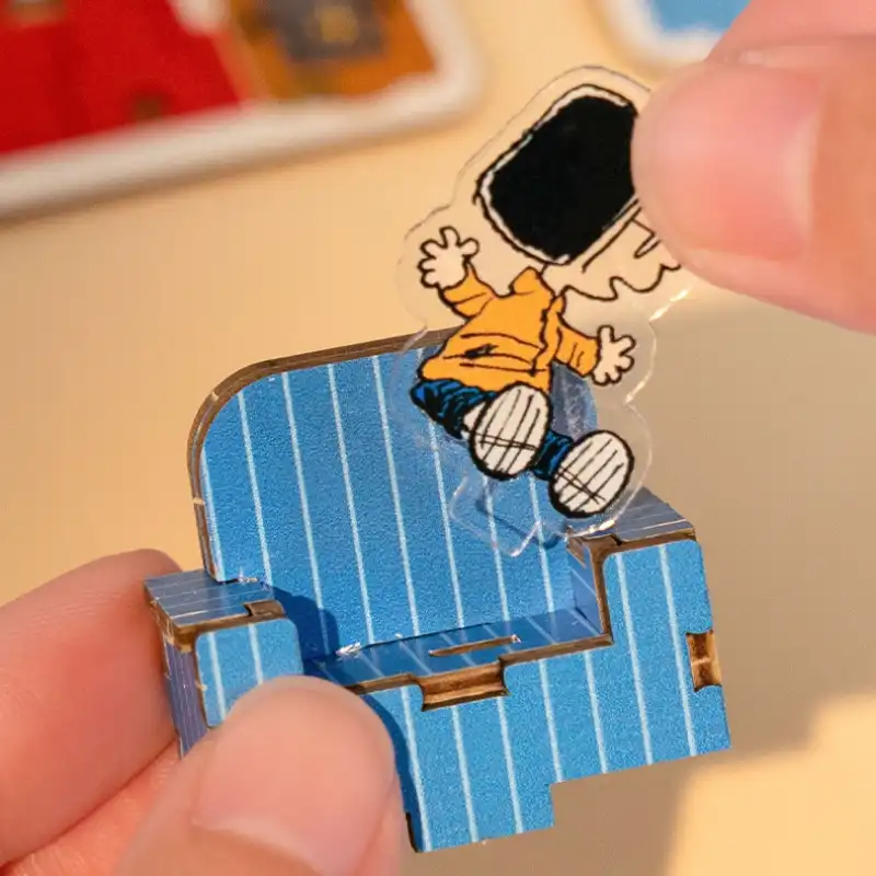 Snoopy’s Multi-Style Doghouse Book Nook Kit