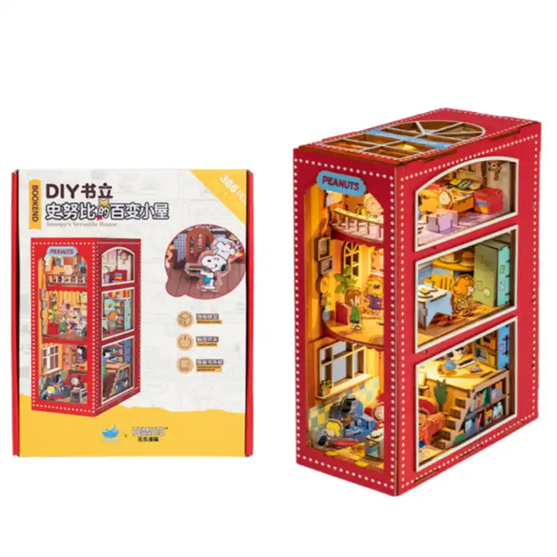 Snoopy’s Multi-Style Doghouse Book Nook Kit
