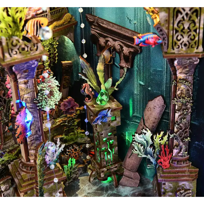 Atlantis: The Lost City – Underwater World DIY Book Nook Kit