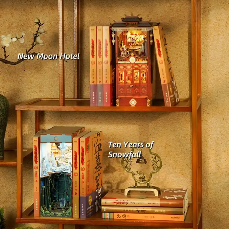 The Lost Tomb - Time Raiders - New Moon Hotel DIY Book Nook Kit