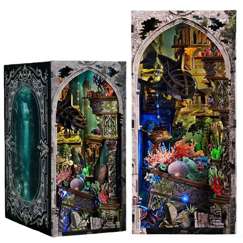 Atlantis: The Lost City – Underwater World DIY Book Nook Kit