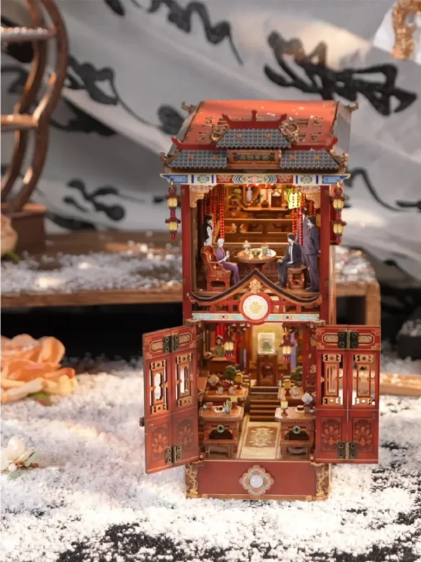 10001_副本 (1) The Lost Tomb - Time Raiders - New Moon Hotel DIY Book Nook Kit