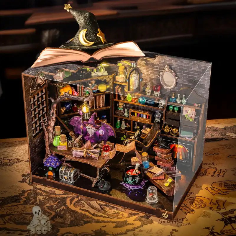 Jungle Magic House DIY Book Nook Kit with Acrylic Dust Cover