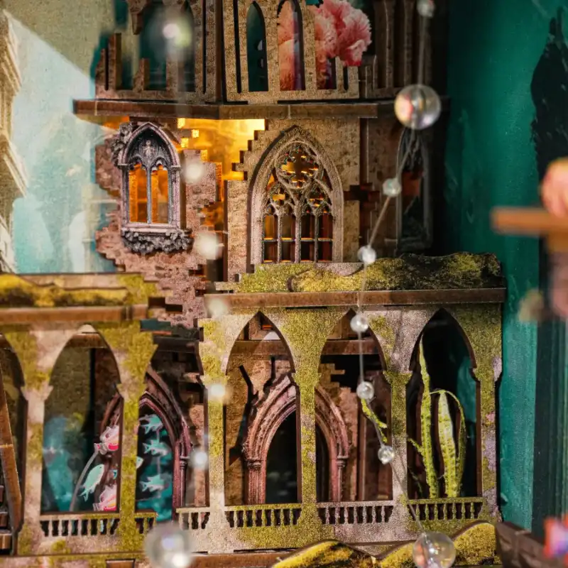 Atlantis: The Lost City – Underwater World DIY Book Nook Kit