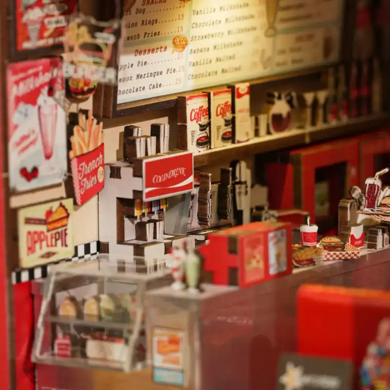 1950s Retro American Diner DIY Book Nook Kit