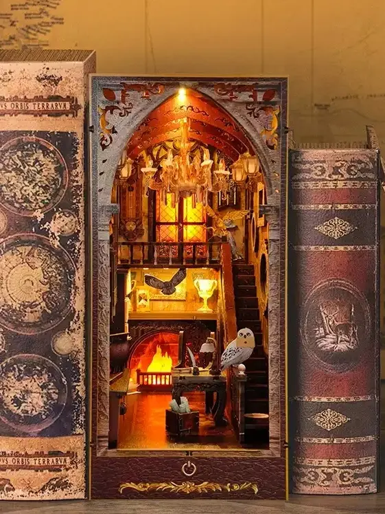 Wizarding World-inspired Magic Academy DIY Book Nook