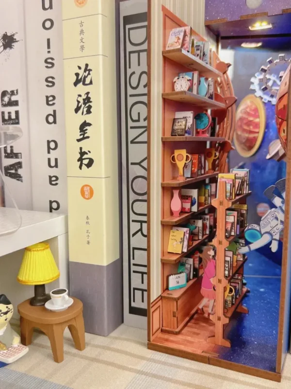 Interstellar Book Nook Kit