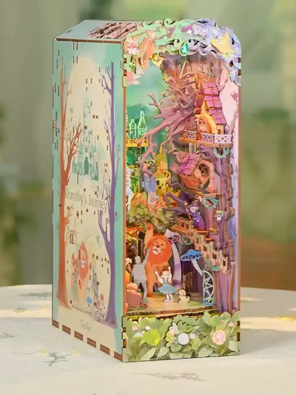 Dorothy's journey The Wonderful Wizard of Oz Book Nook Kit