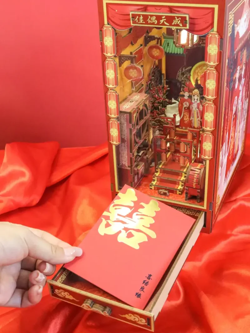 Chinese Wedding Book Nook Kit – Traditional Bride & Groom Diorama Bookend