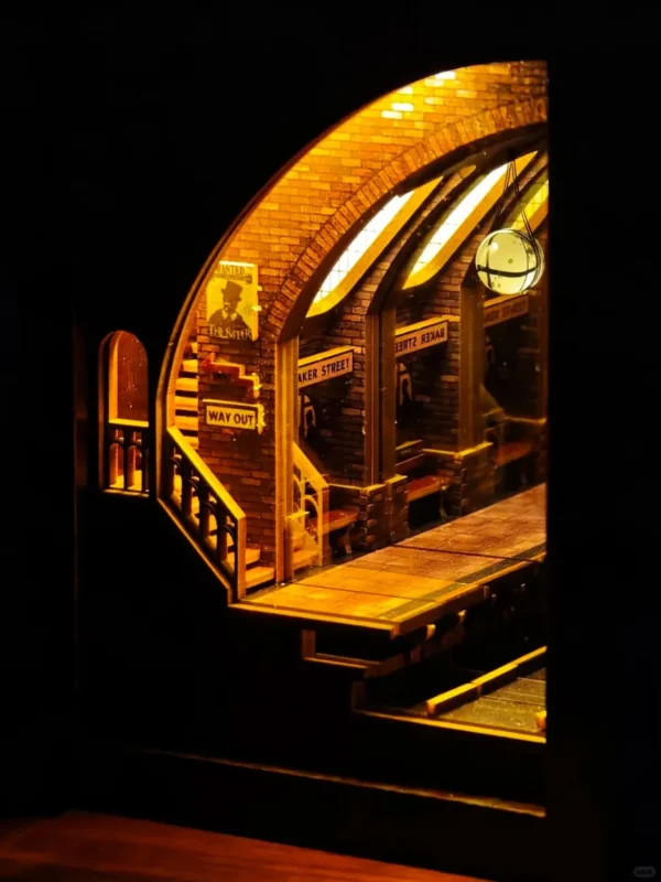 Sherlock Holmes Baker Street Station DIY Night Light Book Nook Kit